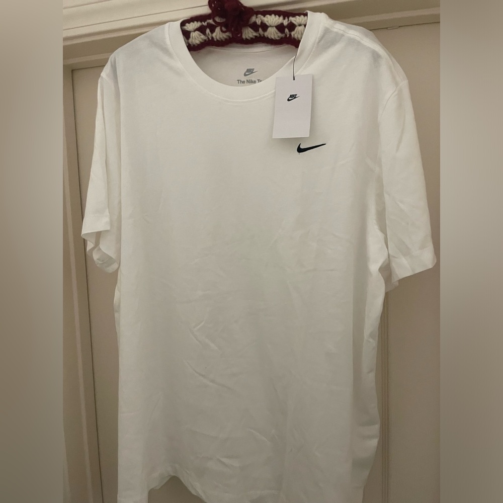 Nike White Tee - Men’s XXL